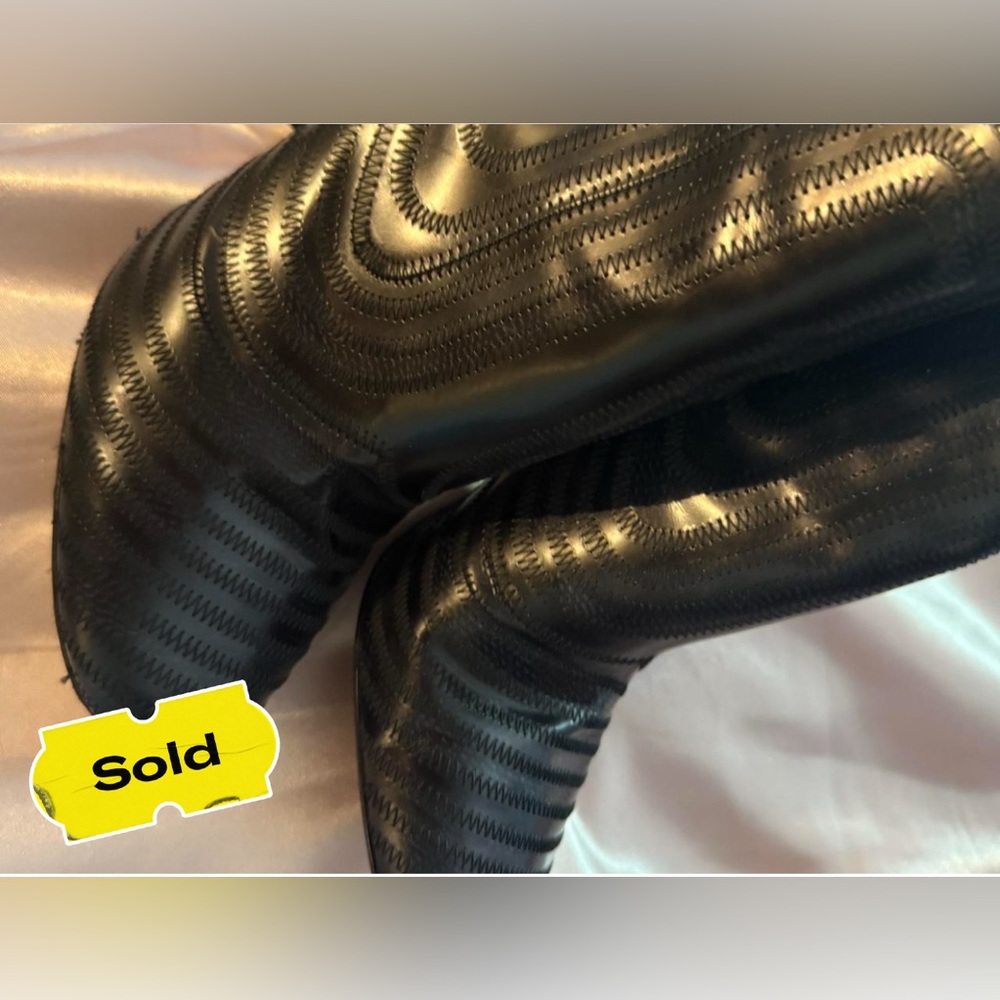 Salvatore Ferragamo Feeling Zig Zag Black Heeled Boots  Quilted Design